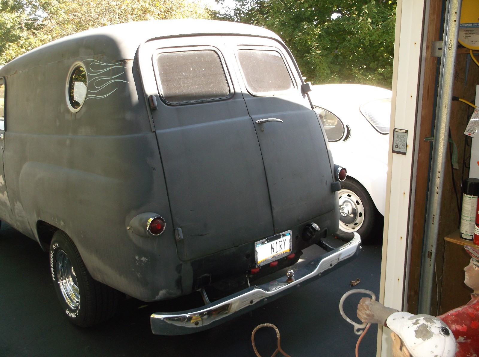 Dodge-Other-Pickups-1964-Wagon-3