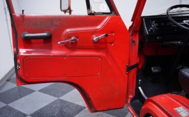 Dodge-Other-Pickups-1967-Pickup-Truck-32