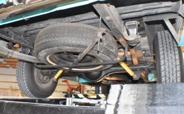 Dodge-Other-Pickups-1970-Standard-Cab-Pickup-35