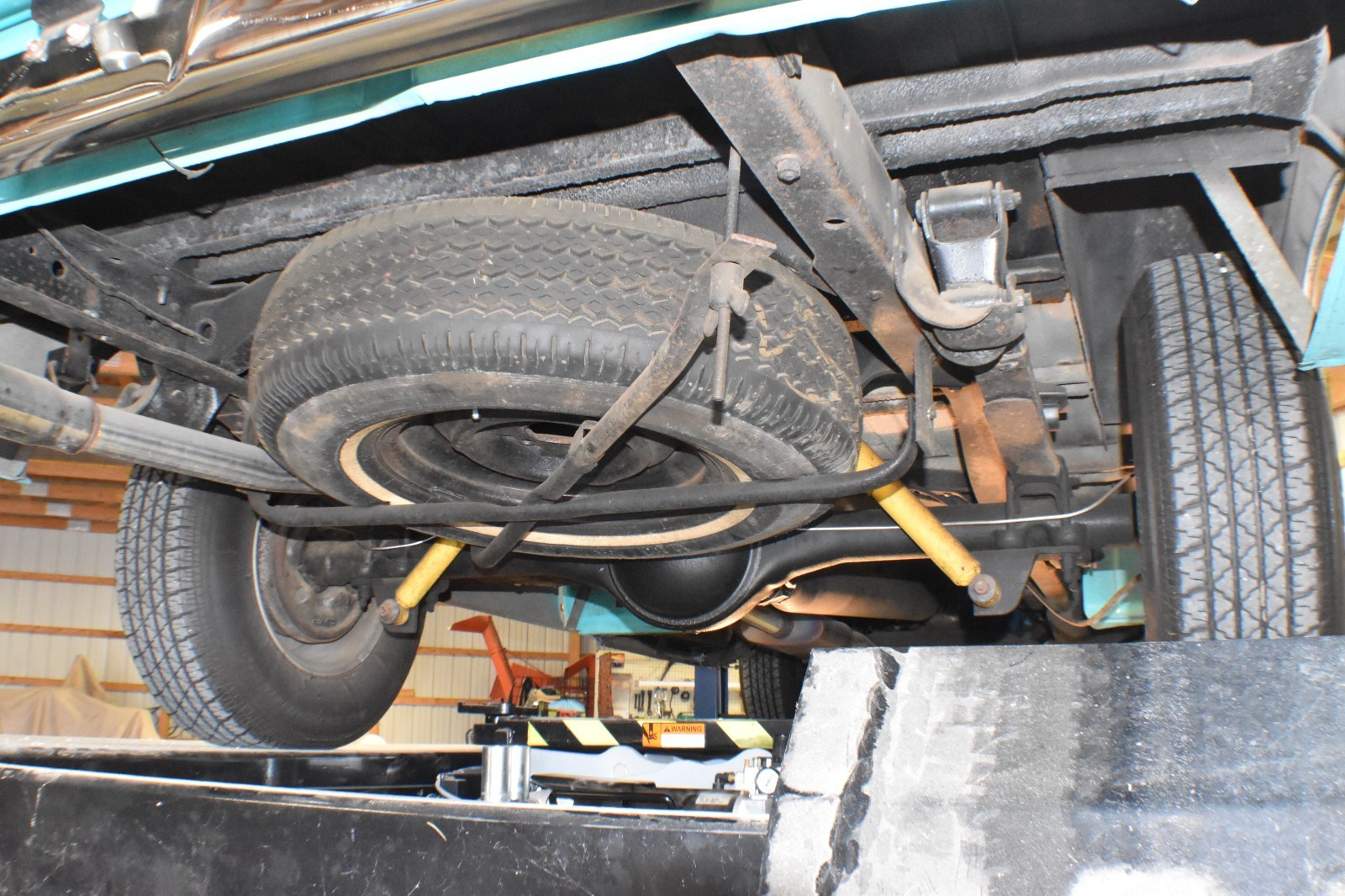 Dodge-Other-Pickups-1970-Standard-Cab-Pickup-35