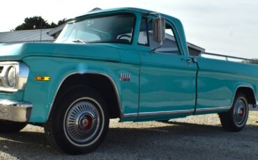 Dodge-Other-Pickups-1970-Standard-Cab-Pickup-5