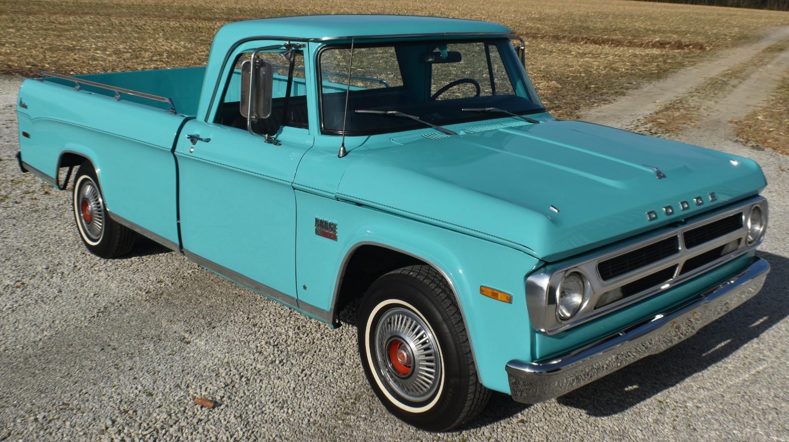 Dodge-Other-Pickups-1970-Standard-Cab-Pickup