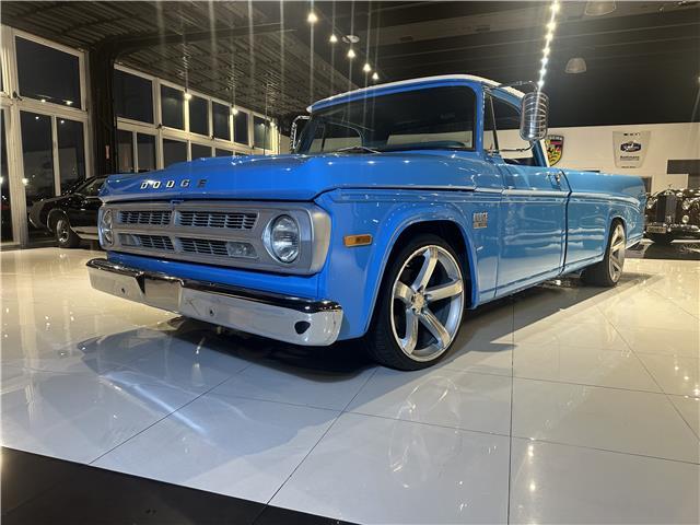 Dodge-Other-Pickups-1971-Long-bed-2