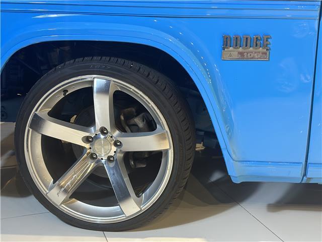 Dodge-Other-Pickups-1971-Long-bed-7