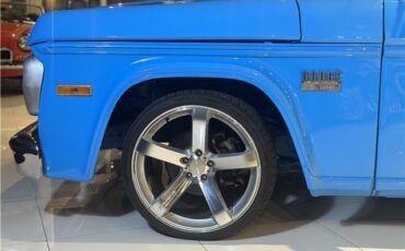 Dodge-Other-Pickups-1971-Long-bed-8