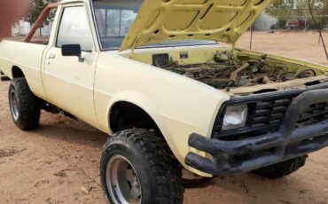 Dodge-Other-Pickups-1982-Standard-Cab-Pickup-1