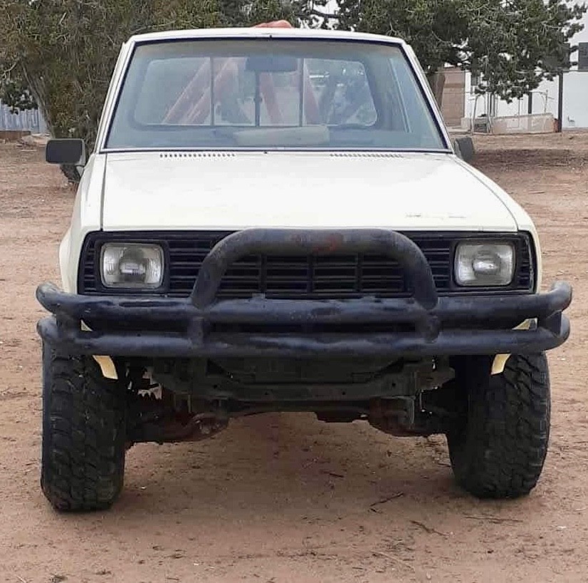 Dodge-Other-Pickups-1982-Standard-Cab-Pickup-2