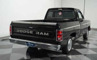 Dodge-Other-Pickups-1983-Pickup-Truck-10