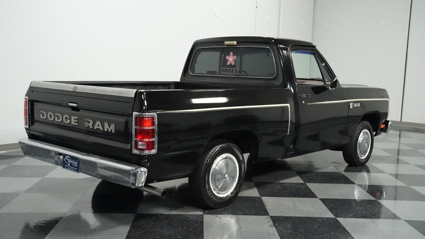 Dodge-Other-Pickups-1983-Pickup-Truck-11