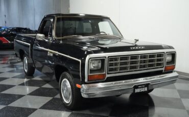 Dodge-Other-Pickups-1983-Pickup-Truck-14