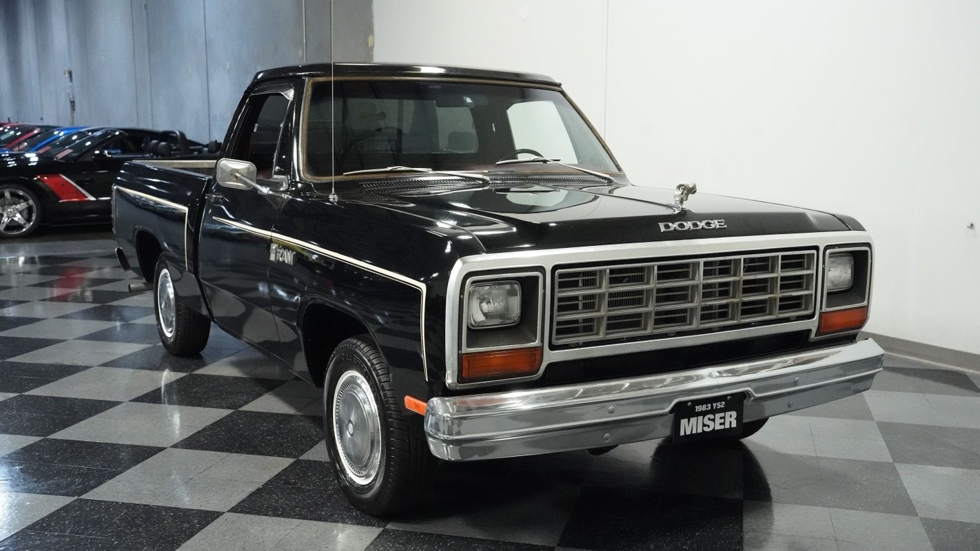 Dodge-Other-Pickups-1983-Pickup-Truck-14