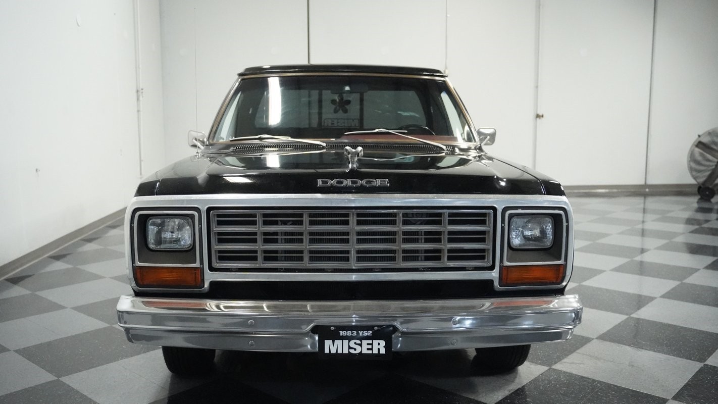 Dodge-Other-Pickups-1983-Pickup-Truck-15
