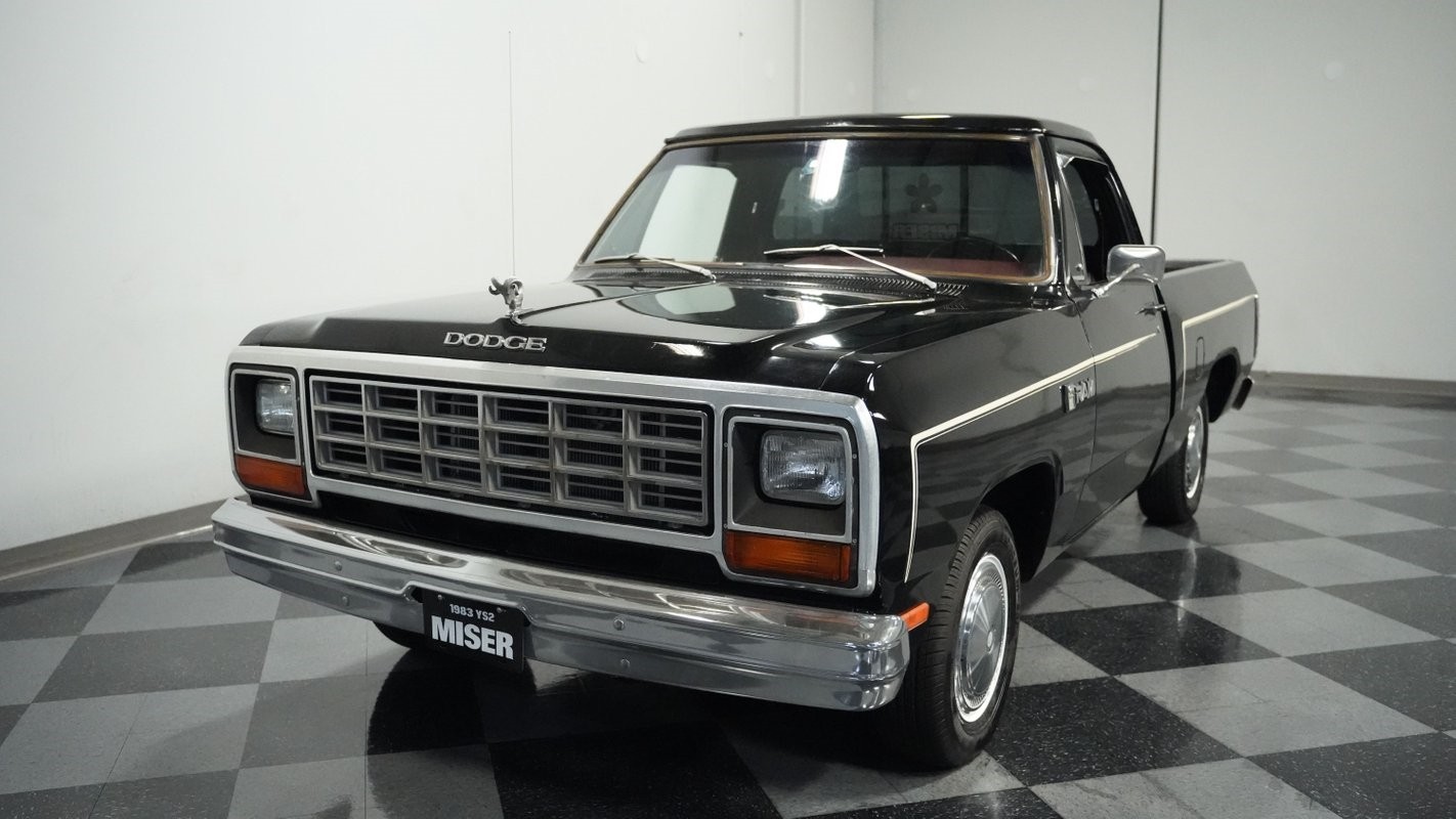 Dodge-Other-Pickups-1983-Pickup-Truck-16
