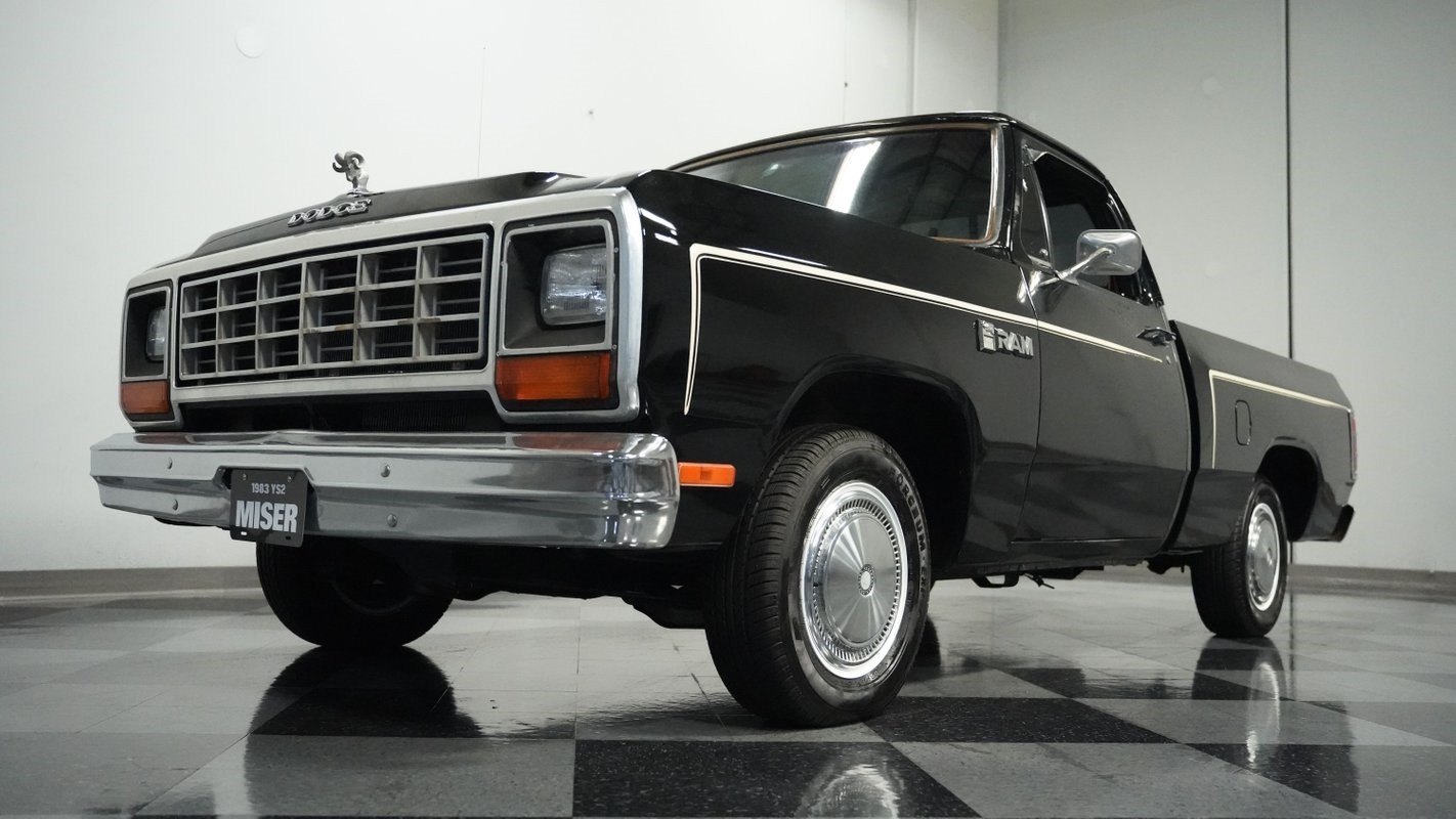 Dodge-Other-Pickups-1983-Pickup-Truck-19