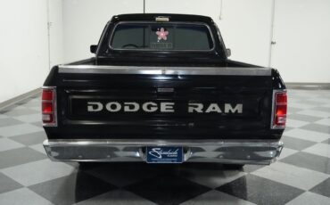 Dodge-Other-Pickups-1983-Pickup-Truck-9