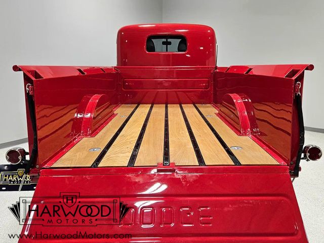 Dodge-Power-Wagon-1949-Pickup-38