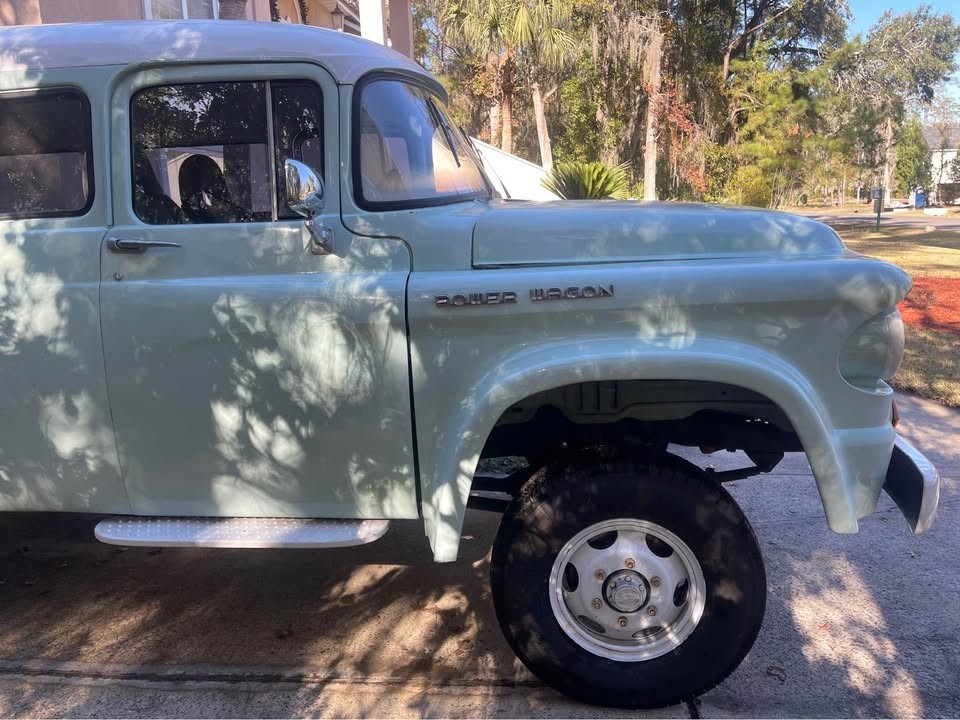 Dodge-Power-Wagon-1958-SUV-4