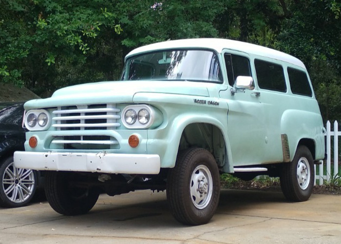 Dodge-Power-Wagon-1958-SUV