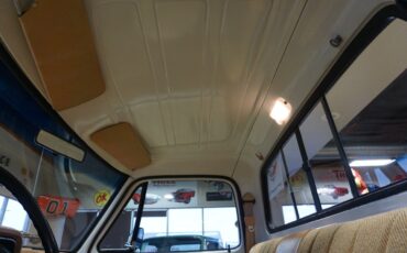 Dodge-Power-Wagon-1985-Standard-Cab-Pickup-21