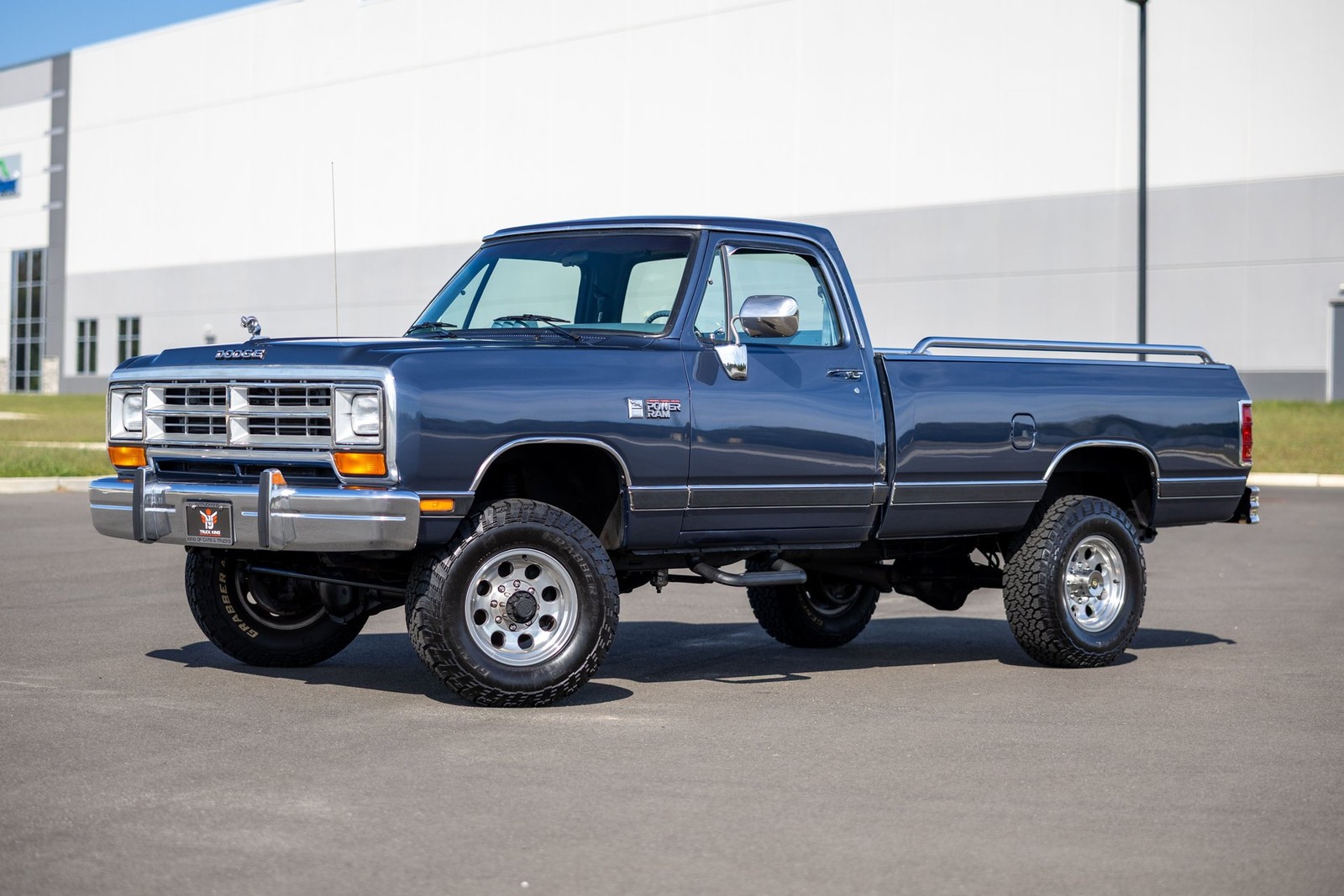 Dodge-Ram-1500-1989-Pickup-Truck-1