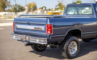 Dodge-Ram-1500-1989-Pickup-Truck-18