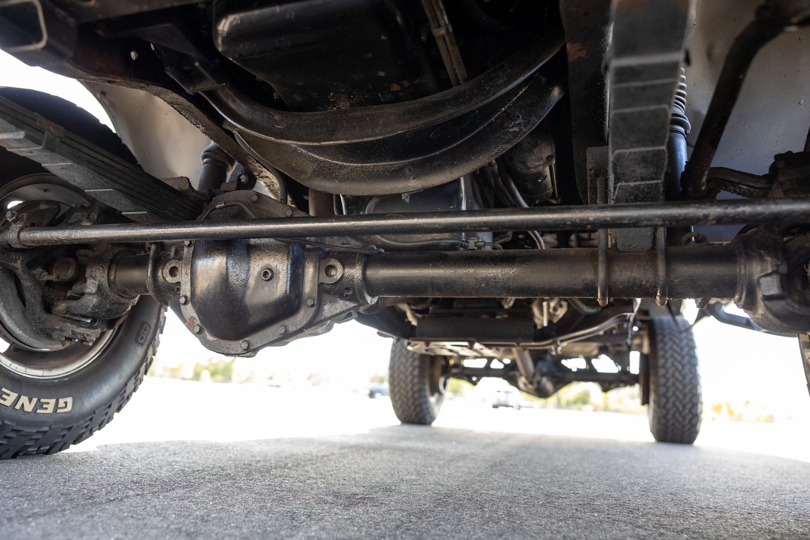 Dodge-Ram-1500-1989-Pickup-Truck-35