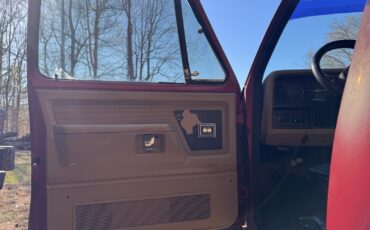 Dodge-Ram-2500-1984-11