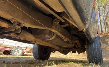 Dodge-Ram-2500-1984-14