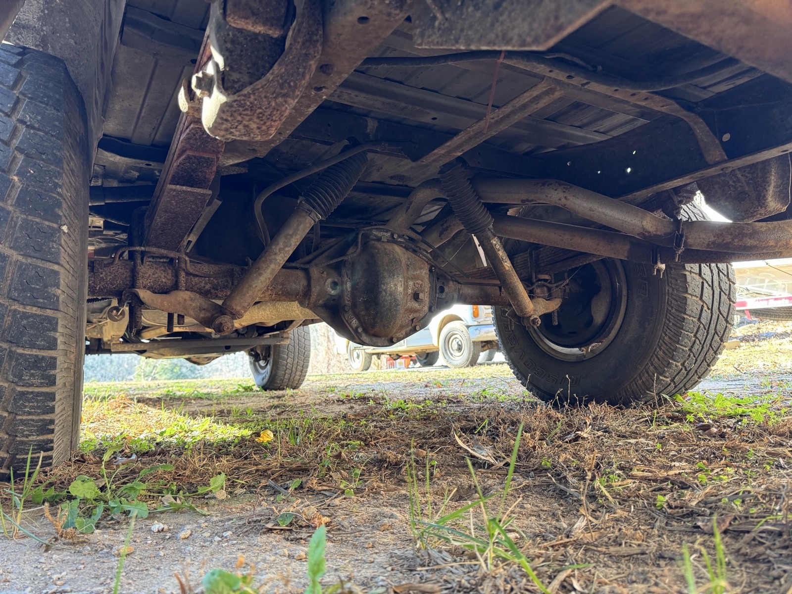 Dodge-Ram-2500-1984-19