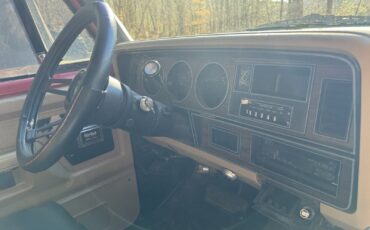 Dodge-Ram-2500-1984-8