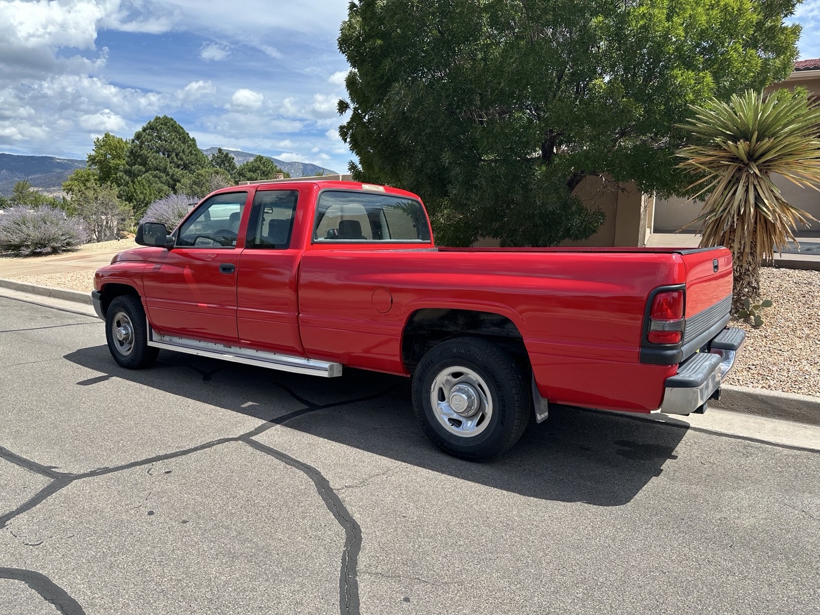 Dodge-Ram-2500-1995-2