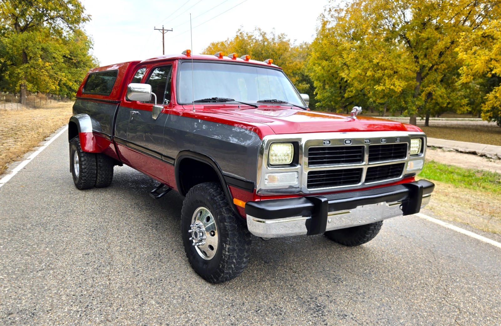 Dodge-Ram-3500-1993-Extended-Cab-Dually-2