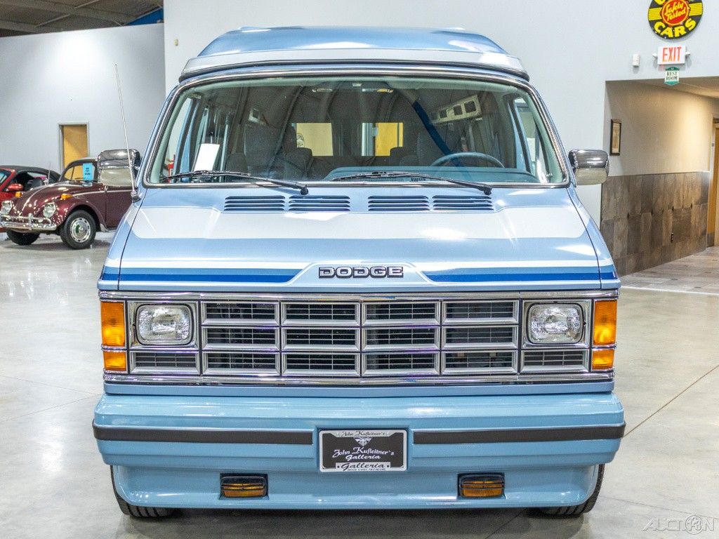 Dodge-Ram-Van-1988-Other-2