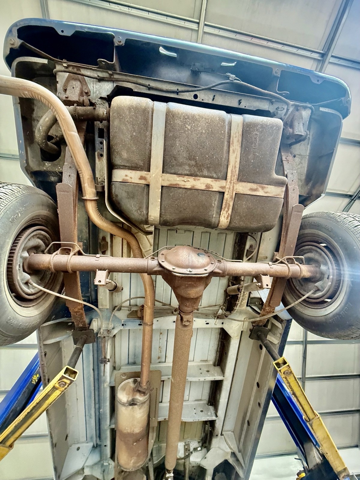 Dodge-Ram-Van-1994-18