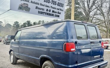 Dodge-Ram-Van-1994-3