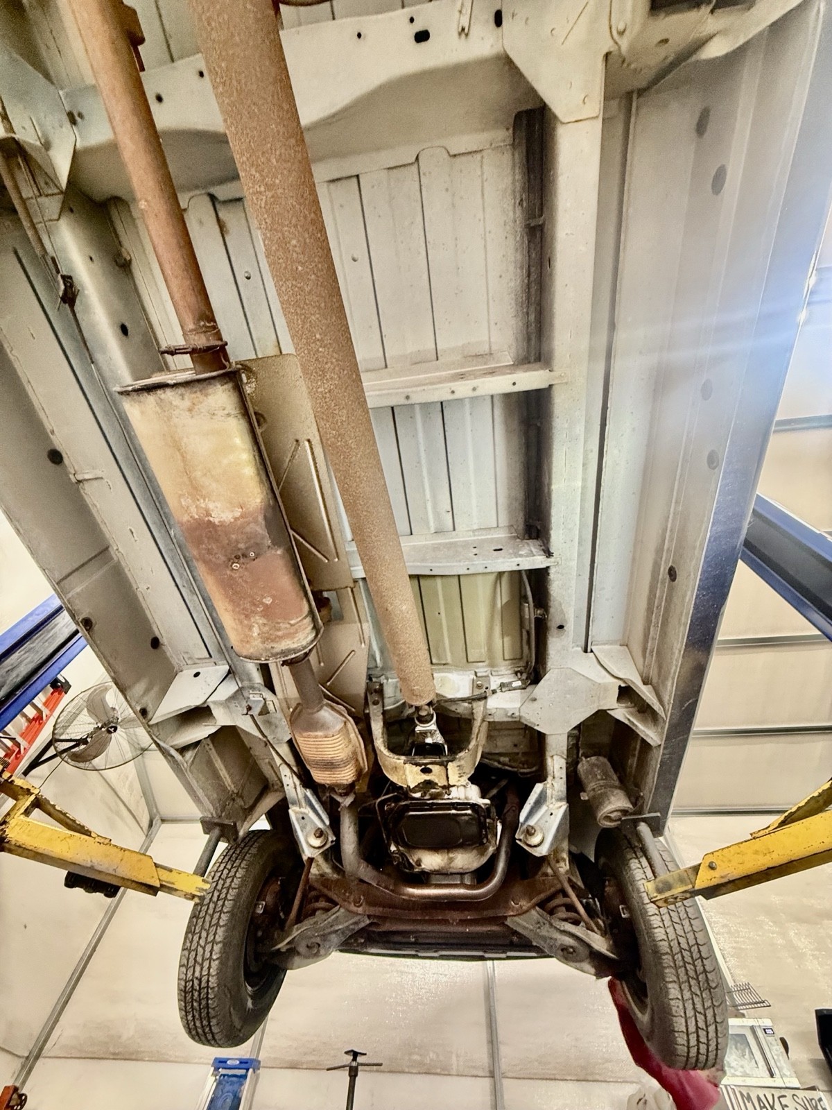 Dodge-Ram-Van-1994-8