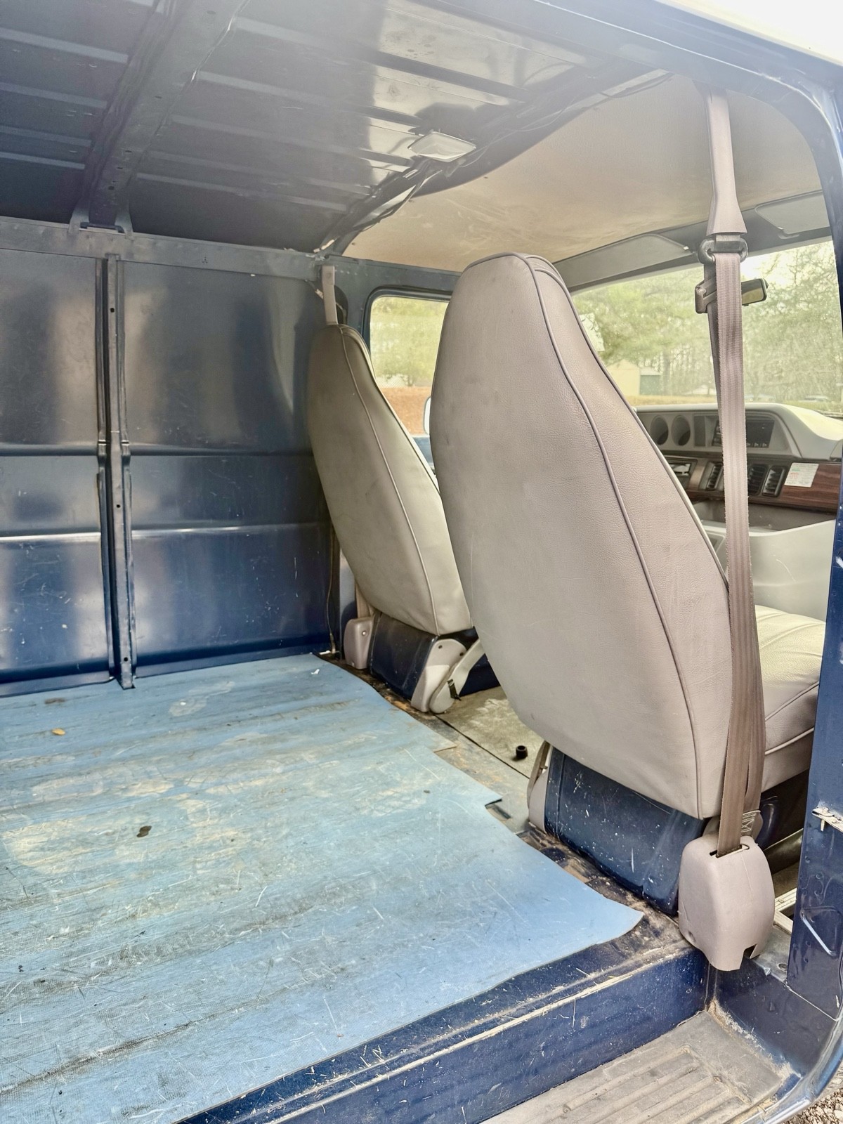 Dodge-Ram-Van-1994-9