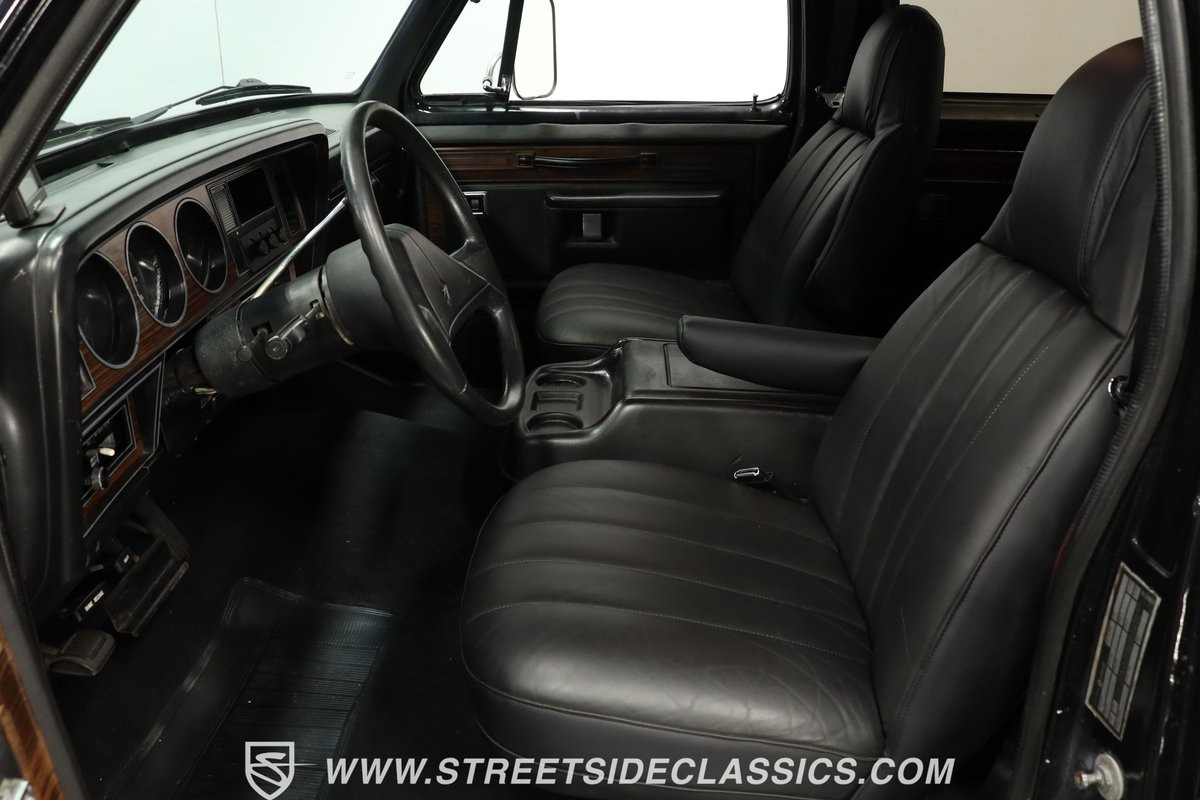 Dodge-Ramcharger-1986-SUV-34