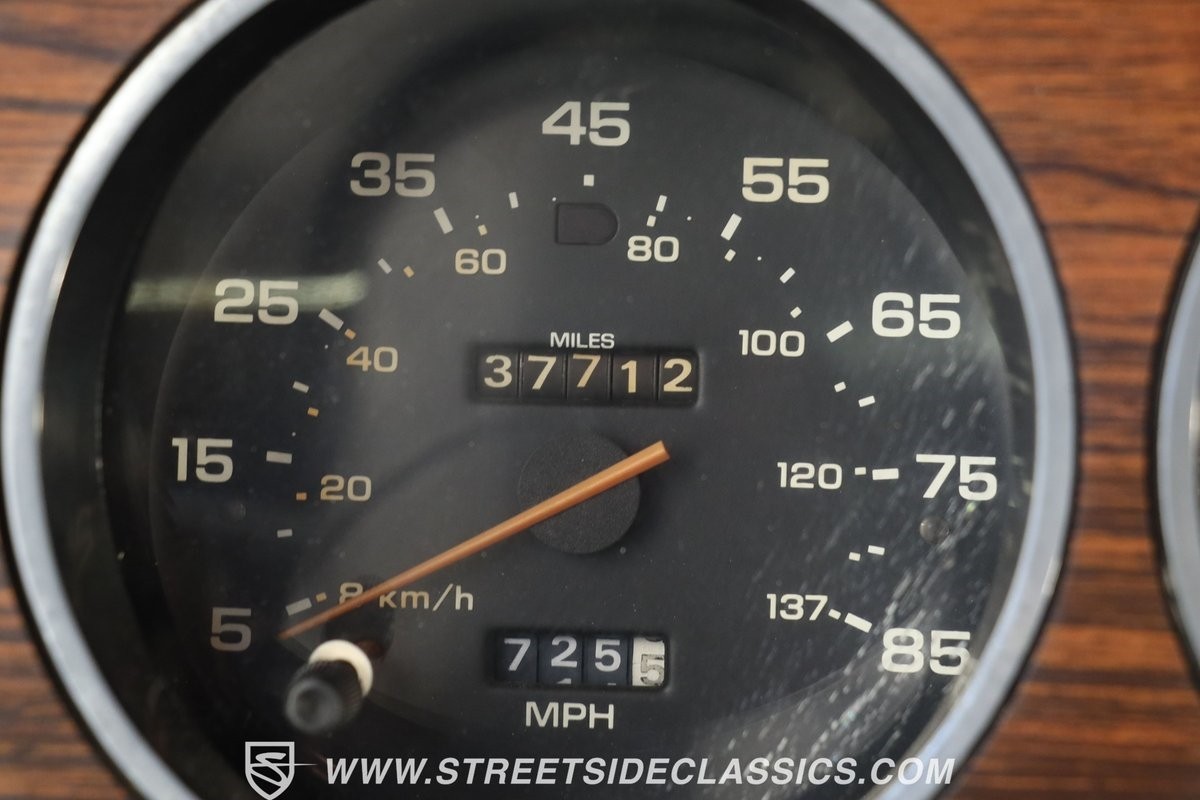 Dodge-Ramcharger-1986-SUV-37