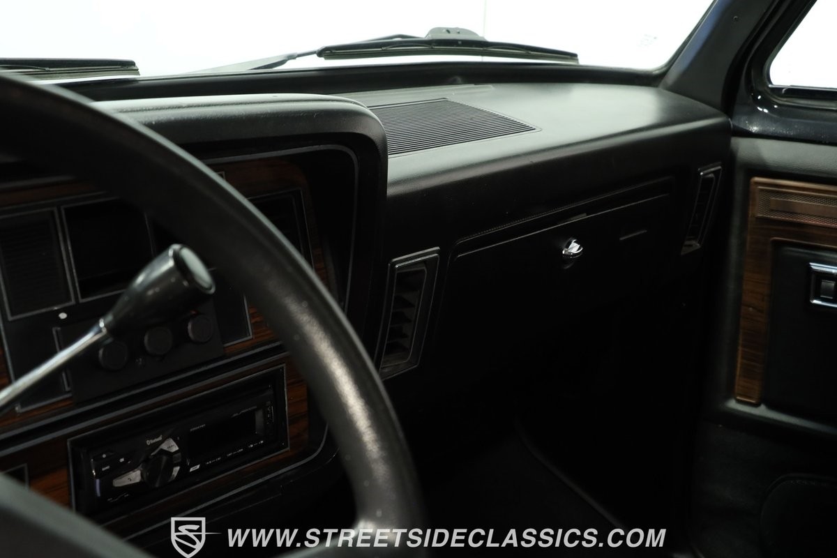 Dodge-Ramcharger-1986-SUV-39