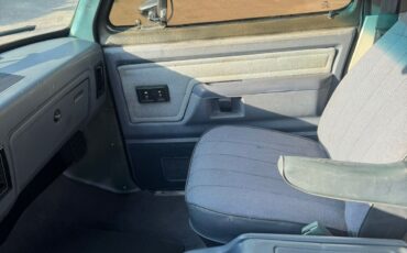 Dodge-Ramcharger-1988-SUV-6