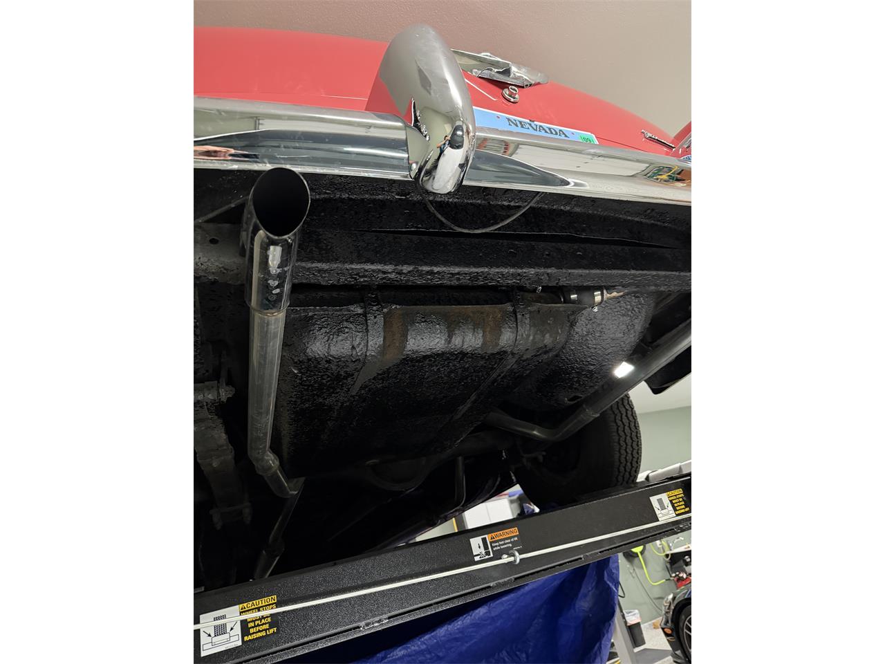 Dodge-Royal-lancer-1955-red-white-black-white-and-black-14