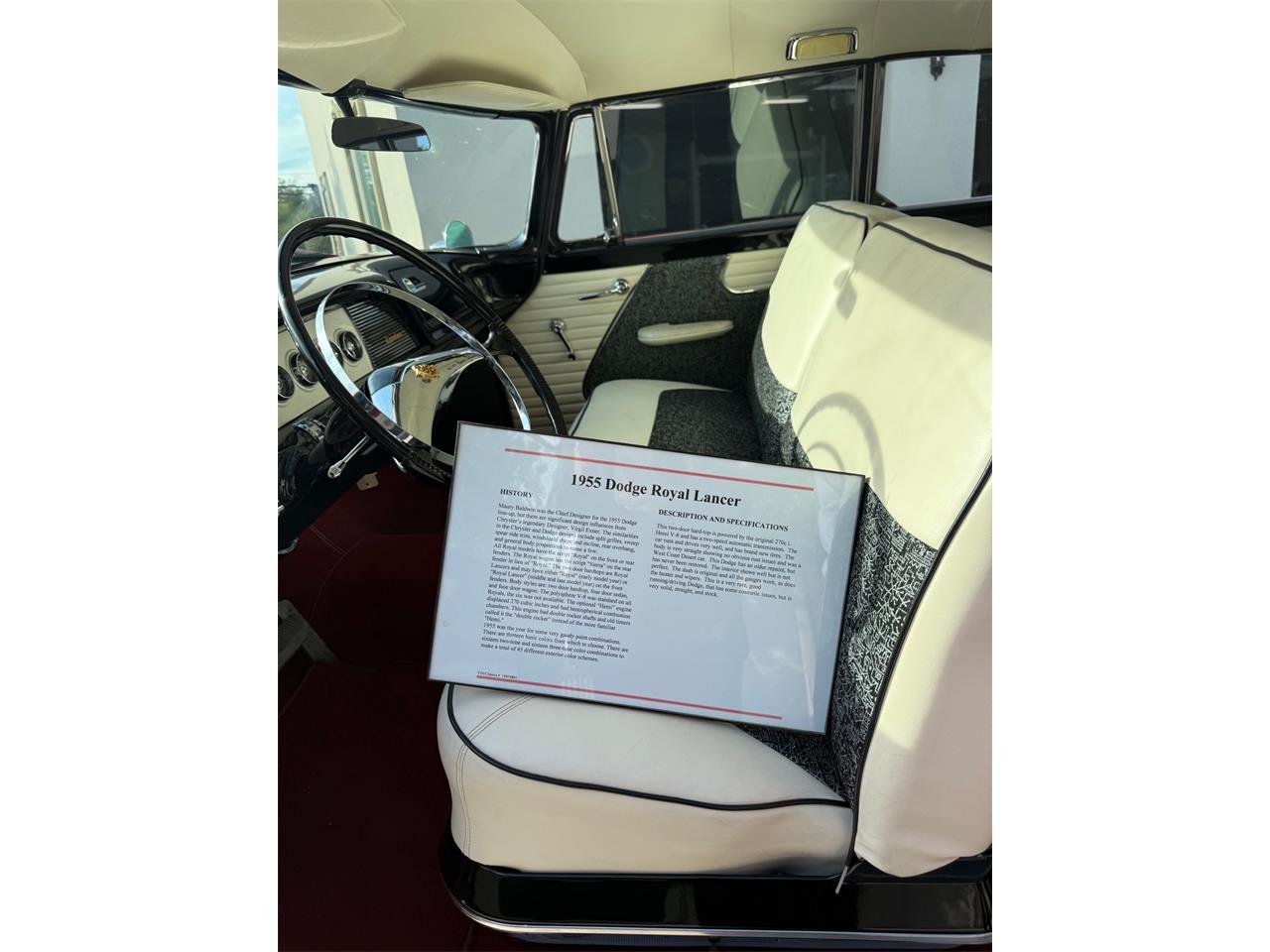 Dodge-Royal-lancer-1955-red-white-black-white-and-black-16