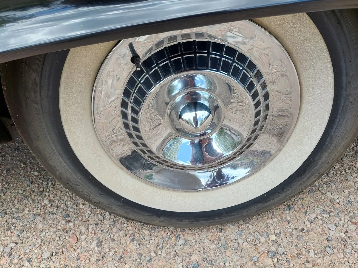 Dodge-Sierra-1959-Black-Black-Red-amp-Silver-12