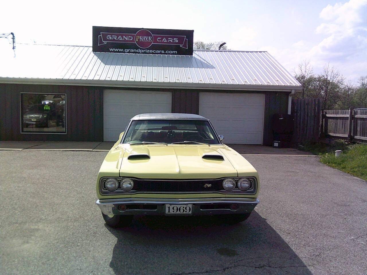 Dodge-Super-Bee-1969-Coupe-2