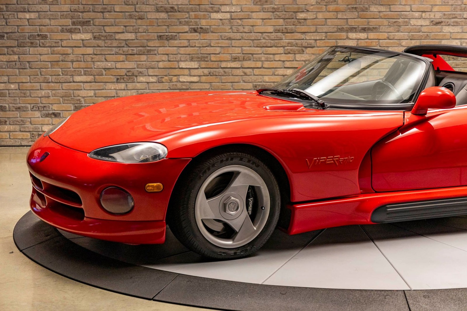 Dodge-Viper-1992-Convertible-8