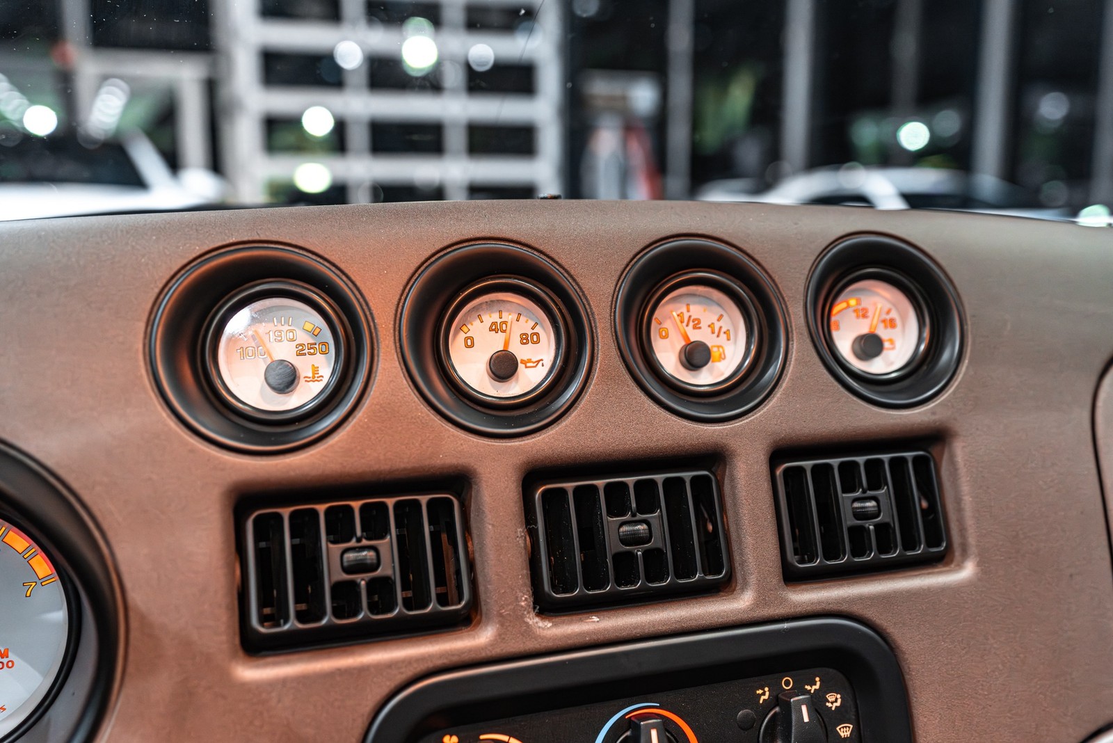 Dodge-Viper-1993-Convertible-14