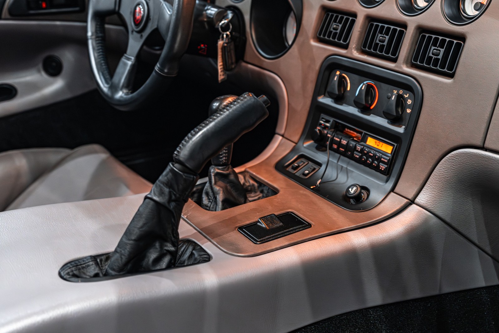 Dodge-Viper-1993-Convertible-23