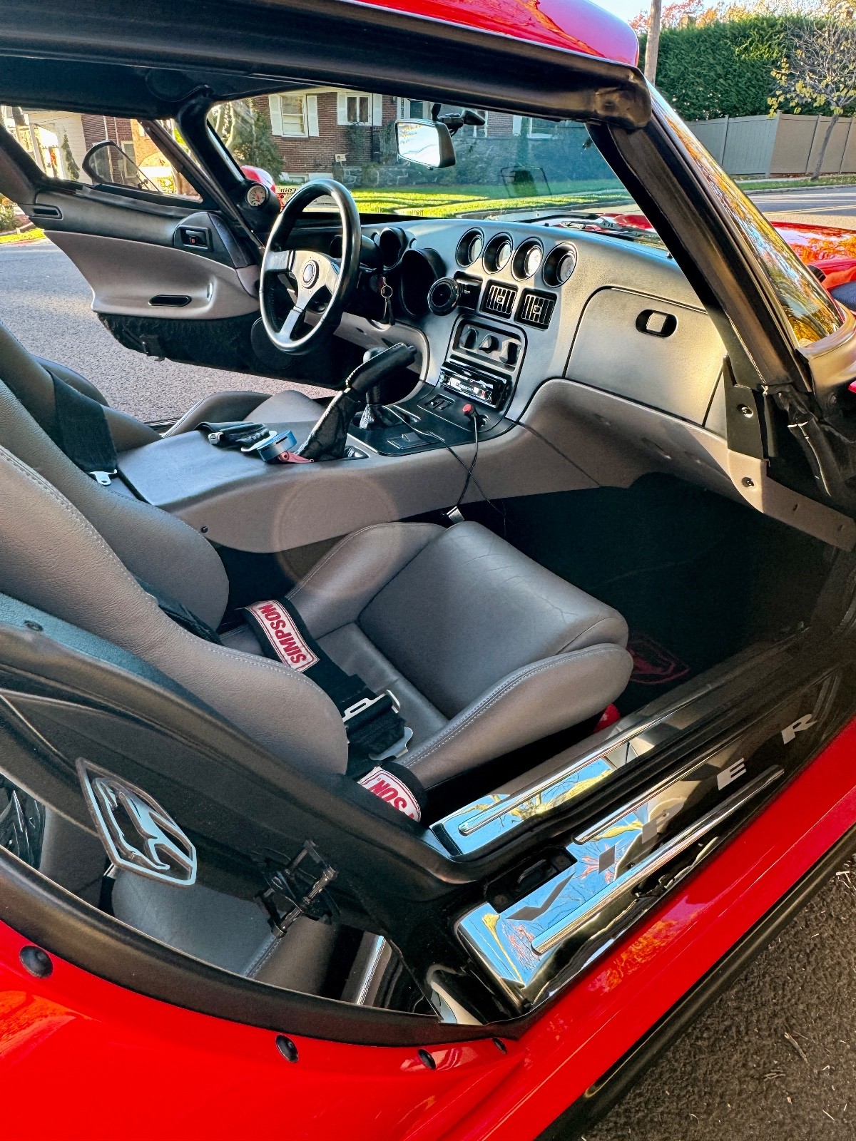 Dodge-Viper-1994-Convertible-25