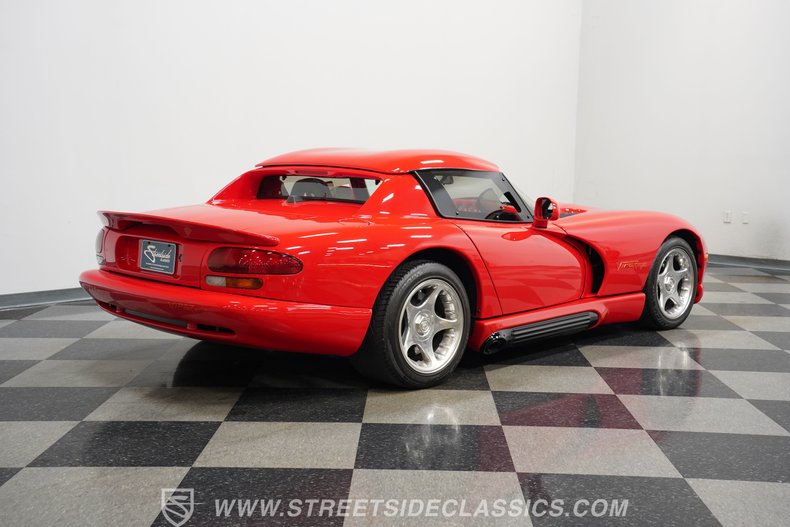 Dodge-Viper-1994-Viper-Red-Gray-16